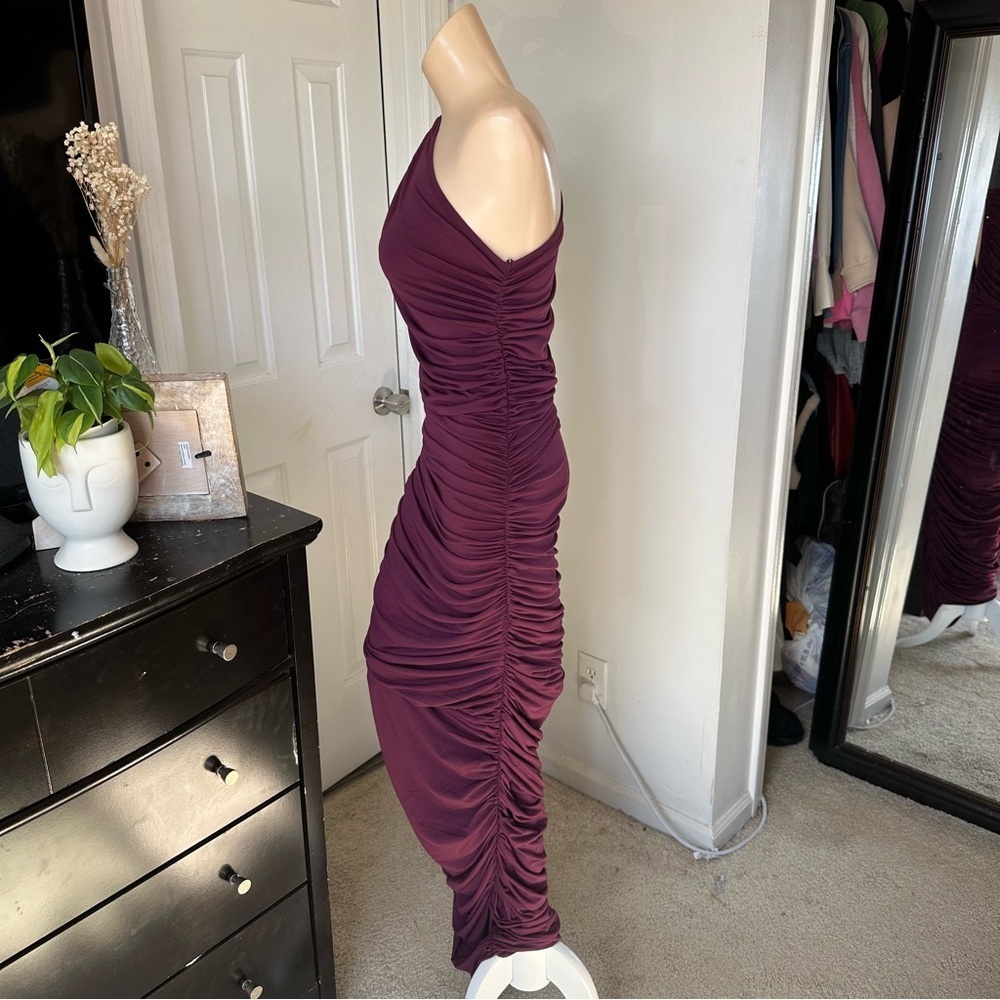 LULU’S EFFORTLESS MAGNETISM RUCHED ONE SHOULDER MAXI DRESS - Picture 8 of 15
